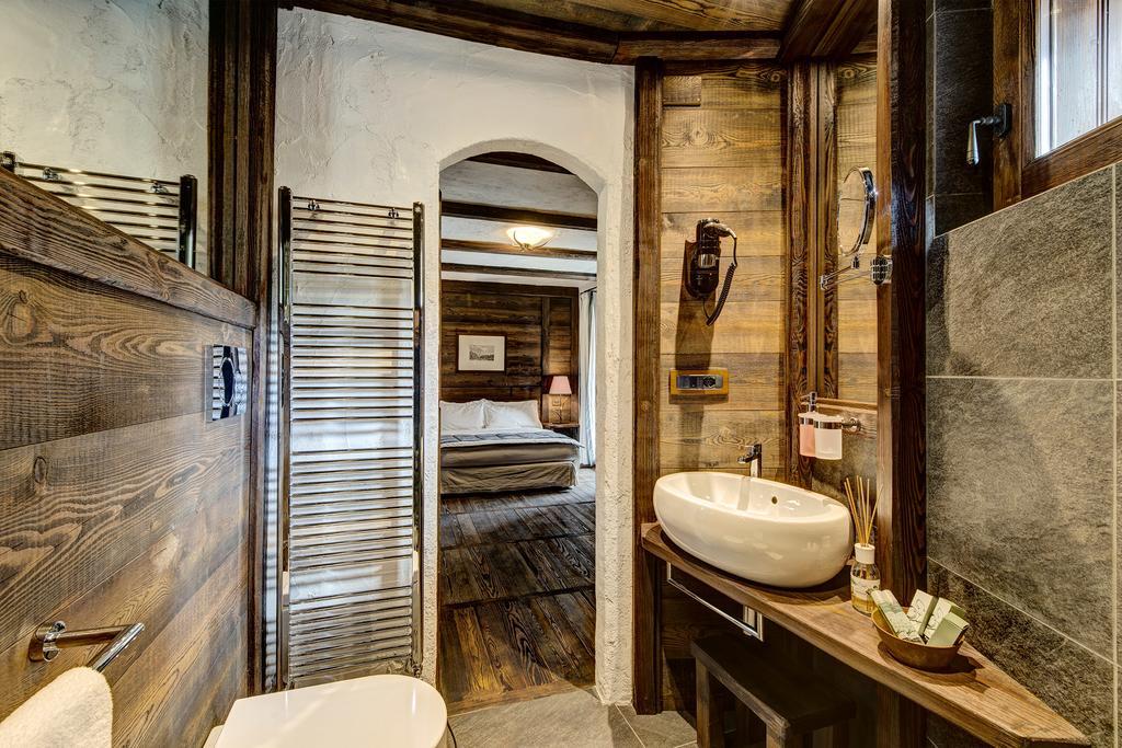 Oulx Hotel Chalet Il Capricorno מראה חיצוני תמונה